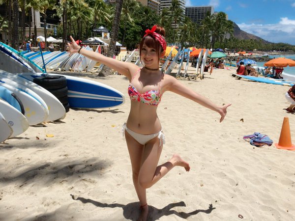 秋田知里 非常可爱的假面骑士美少女