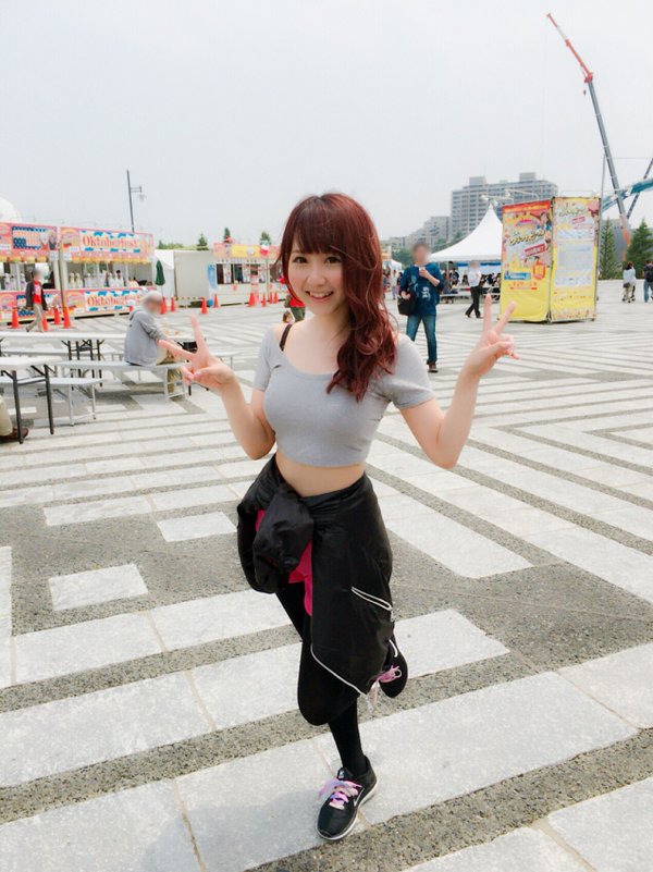 秋田知里 非常可爱的假面骑士美少女