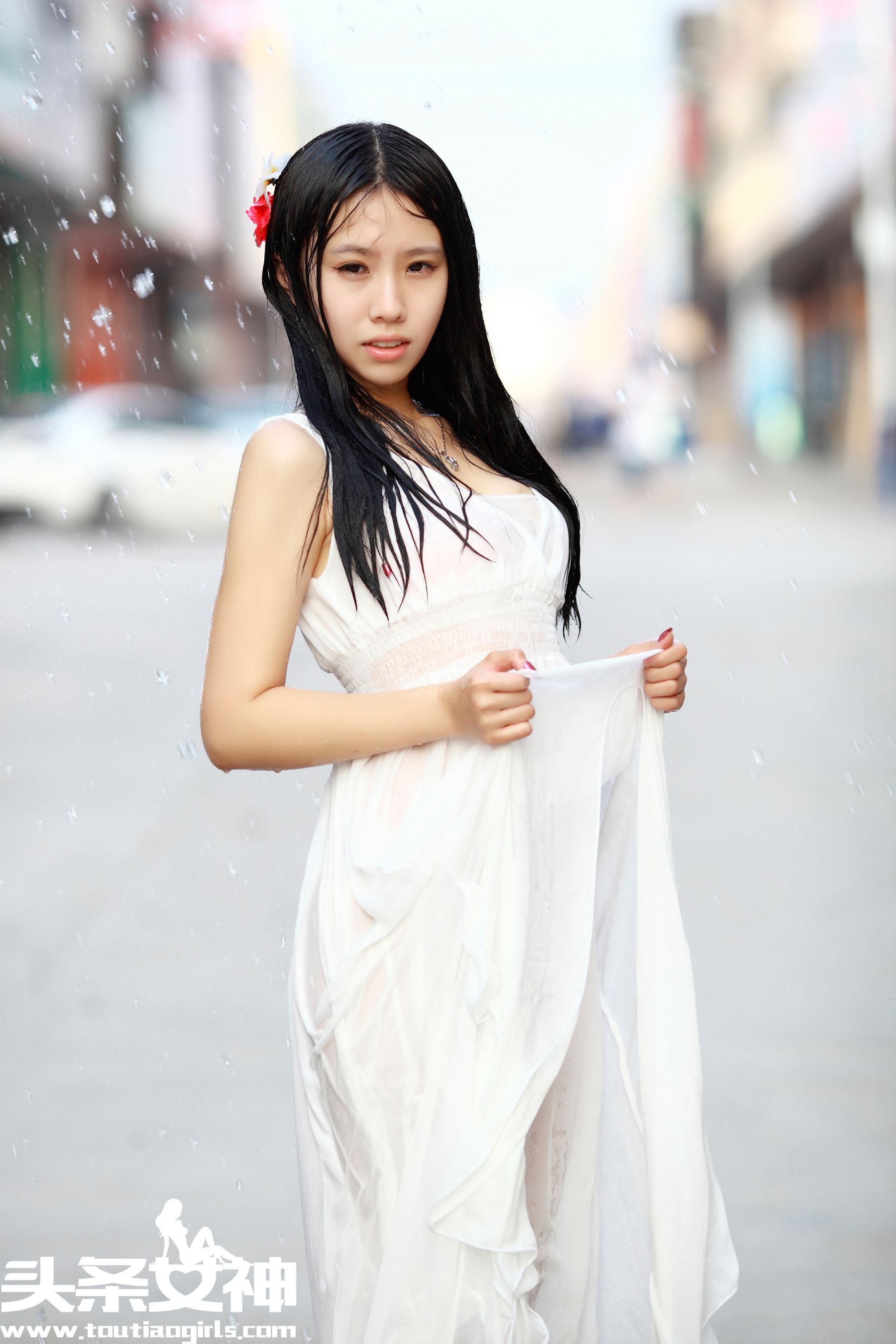 琪琪 [TouTiao头条女神]高清写真图2016-08-06 异域萝莉