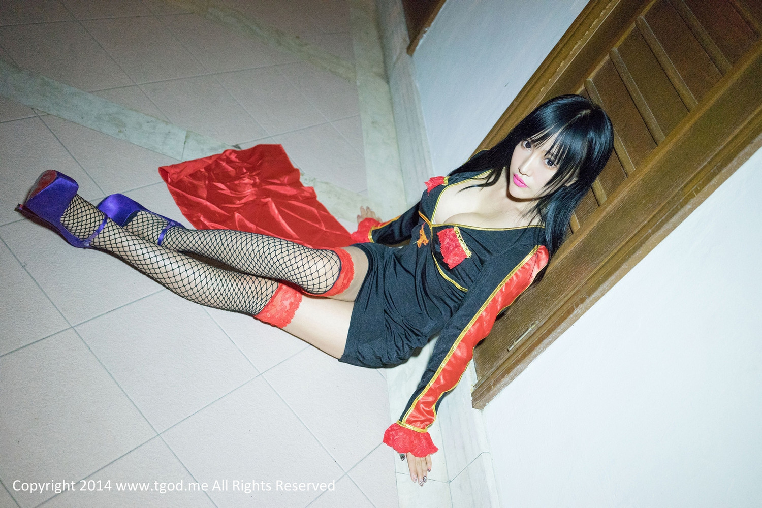 杨上萱-[TGod推女神]高清写真图和服下的诱惑 蕾丝上的透视