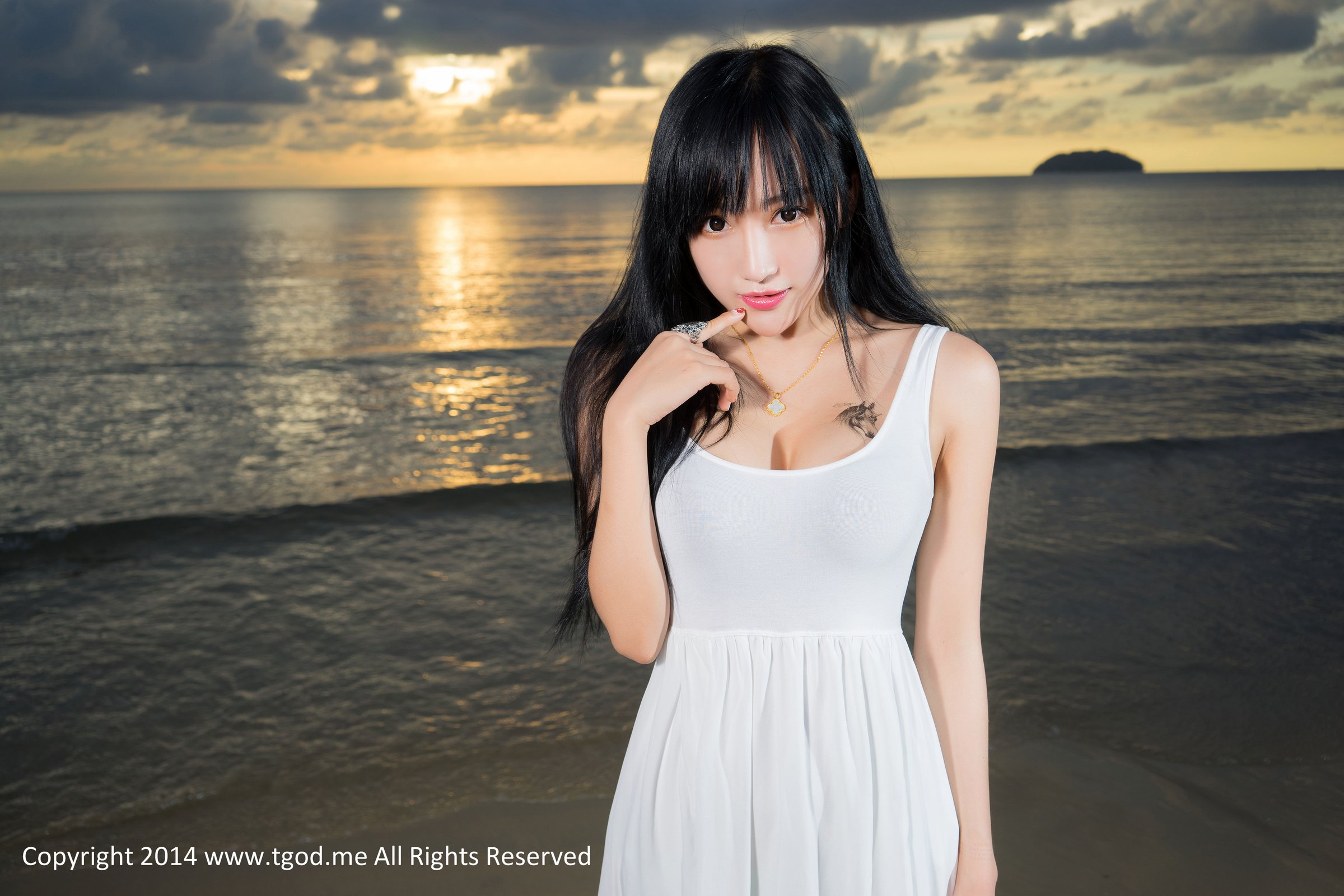 杨上萱 [TGOD推女神]高清写真图快乐的美丽 第三弹~