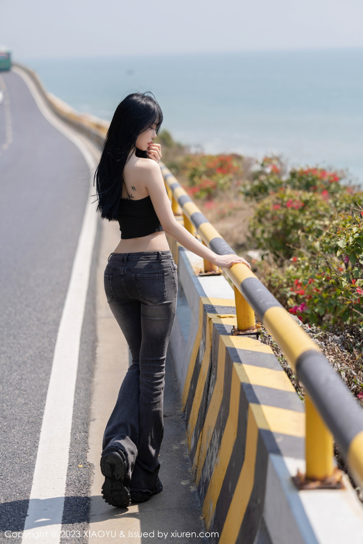 [XIAOYU]高清写真图 2023.06.12 VOL.1047 奶瓶. 清纯美腿