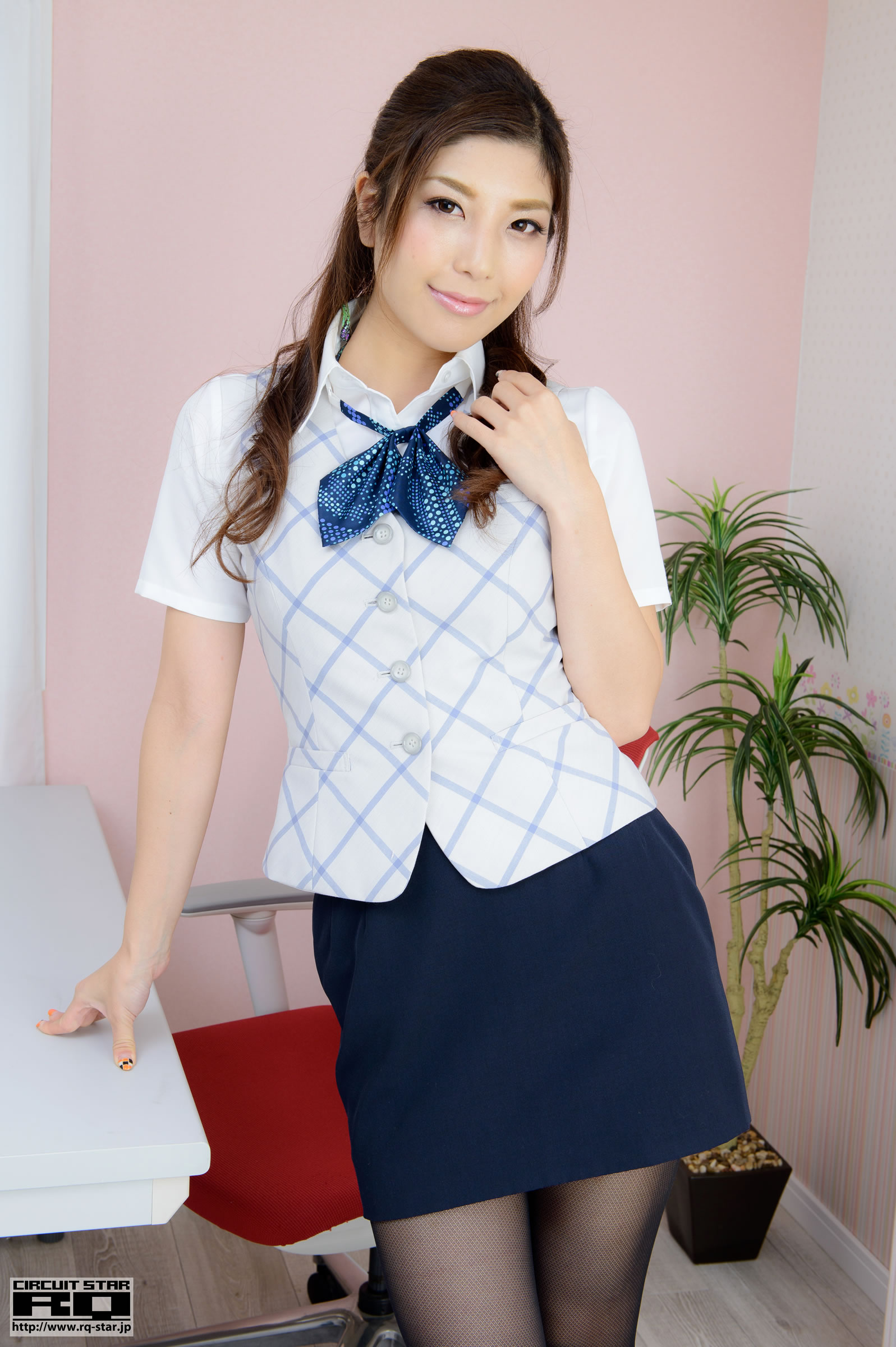 若松朋加 [RQ-STAR]高清写真图NO.00978 Office Lady