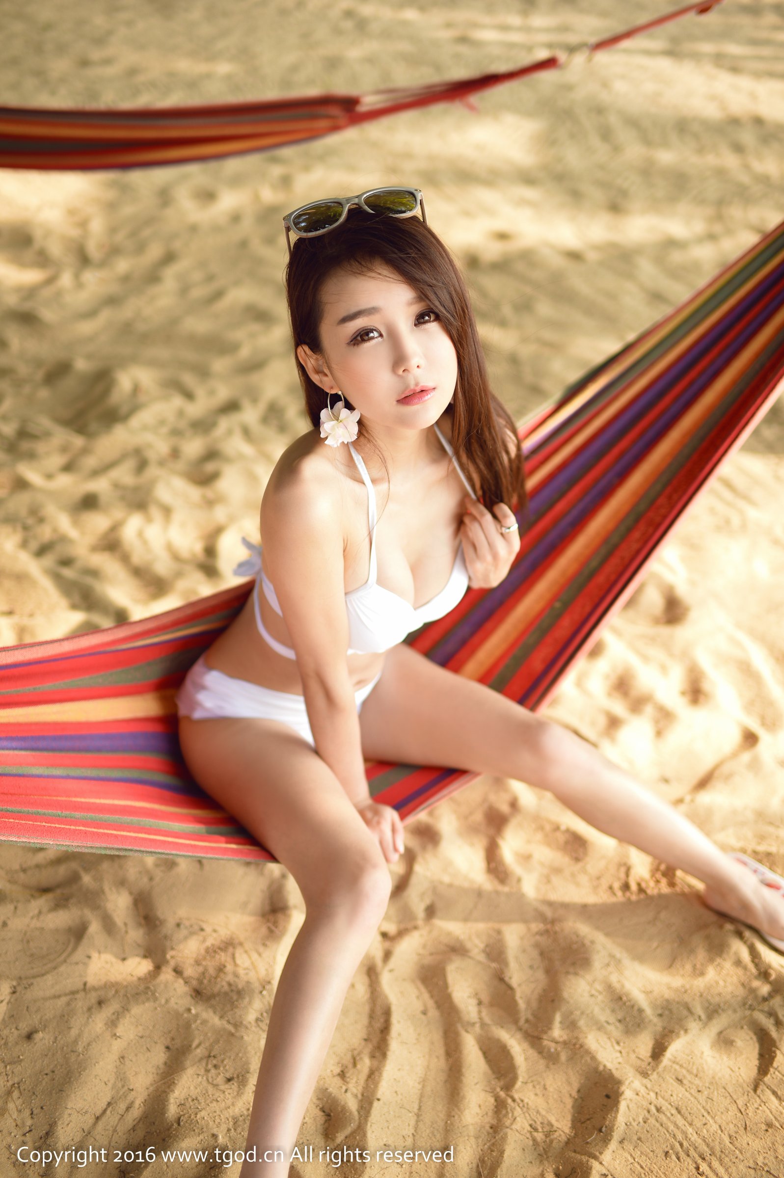 小九Vin [TGOD推女神]高清写真图三亚旅拍 第二刊 ~