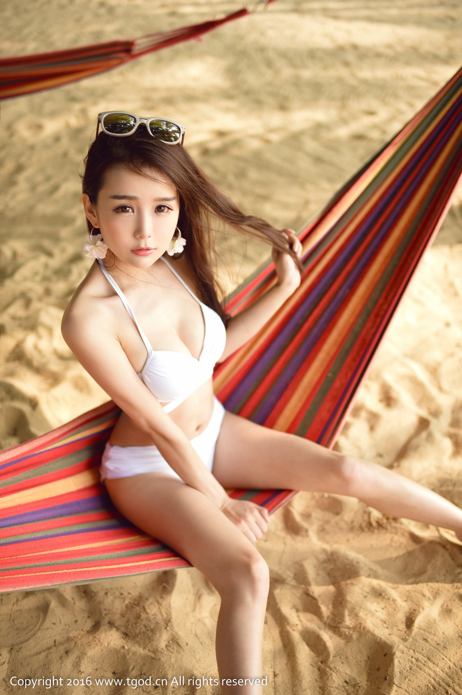 小九Vin [TGOD推女神]高清写真图三亚旅拍 第二刊 ~
