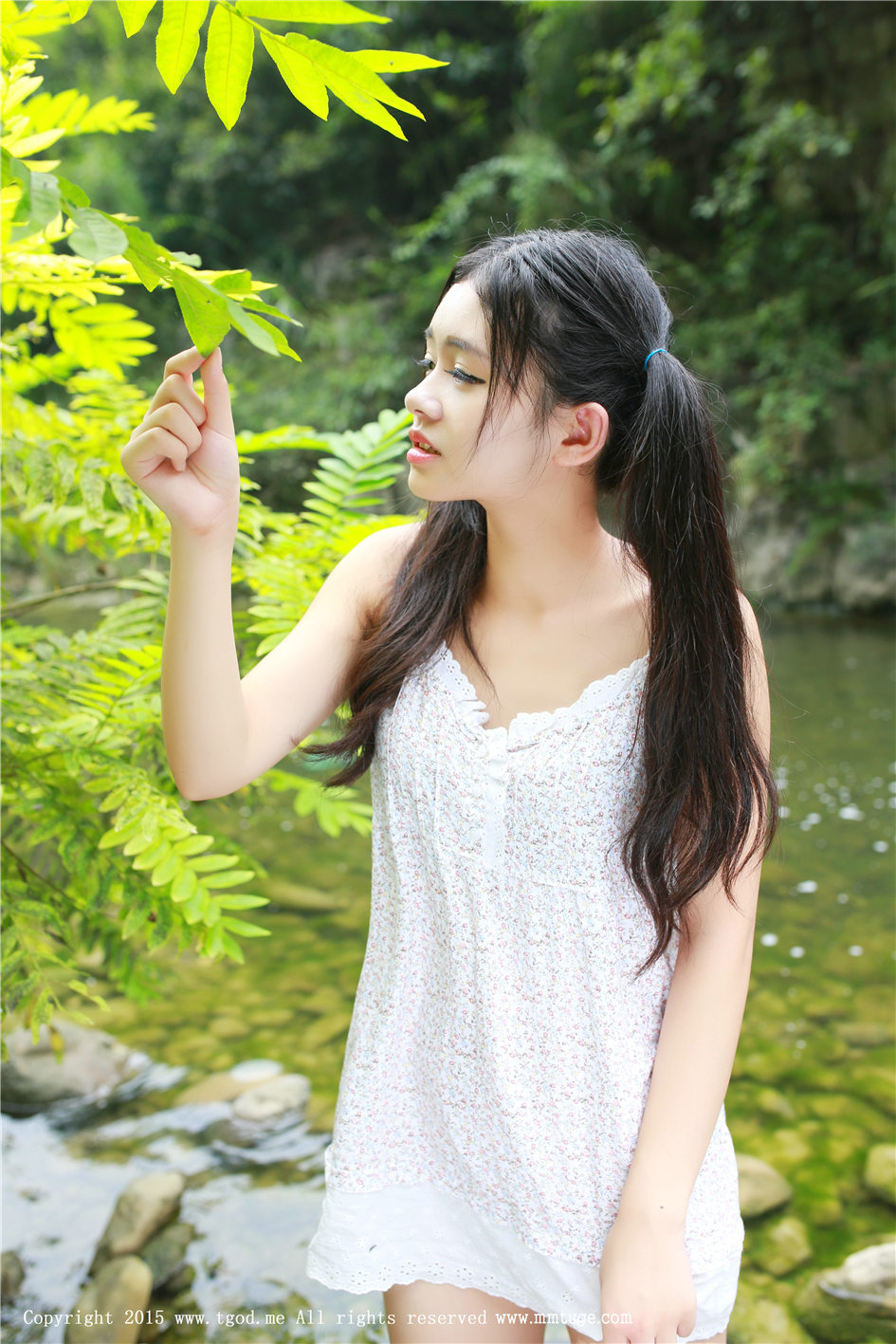 果味包子 [TGOD推女神]高清写真图空山新雨后（二）