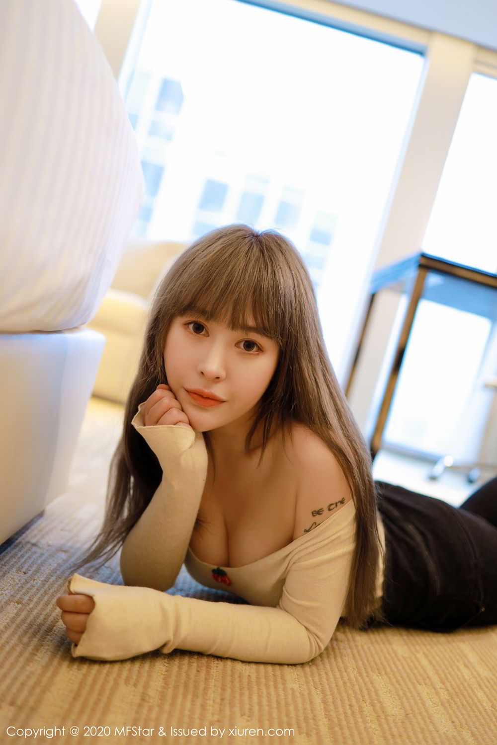 [MFStar]高清写真图 2020.03.10 VOL.284 艾莉✨Evelyn