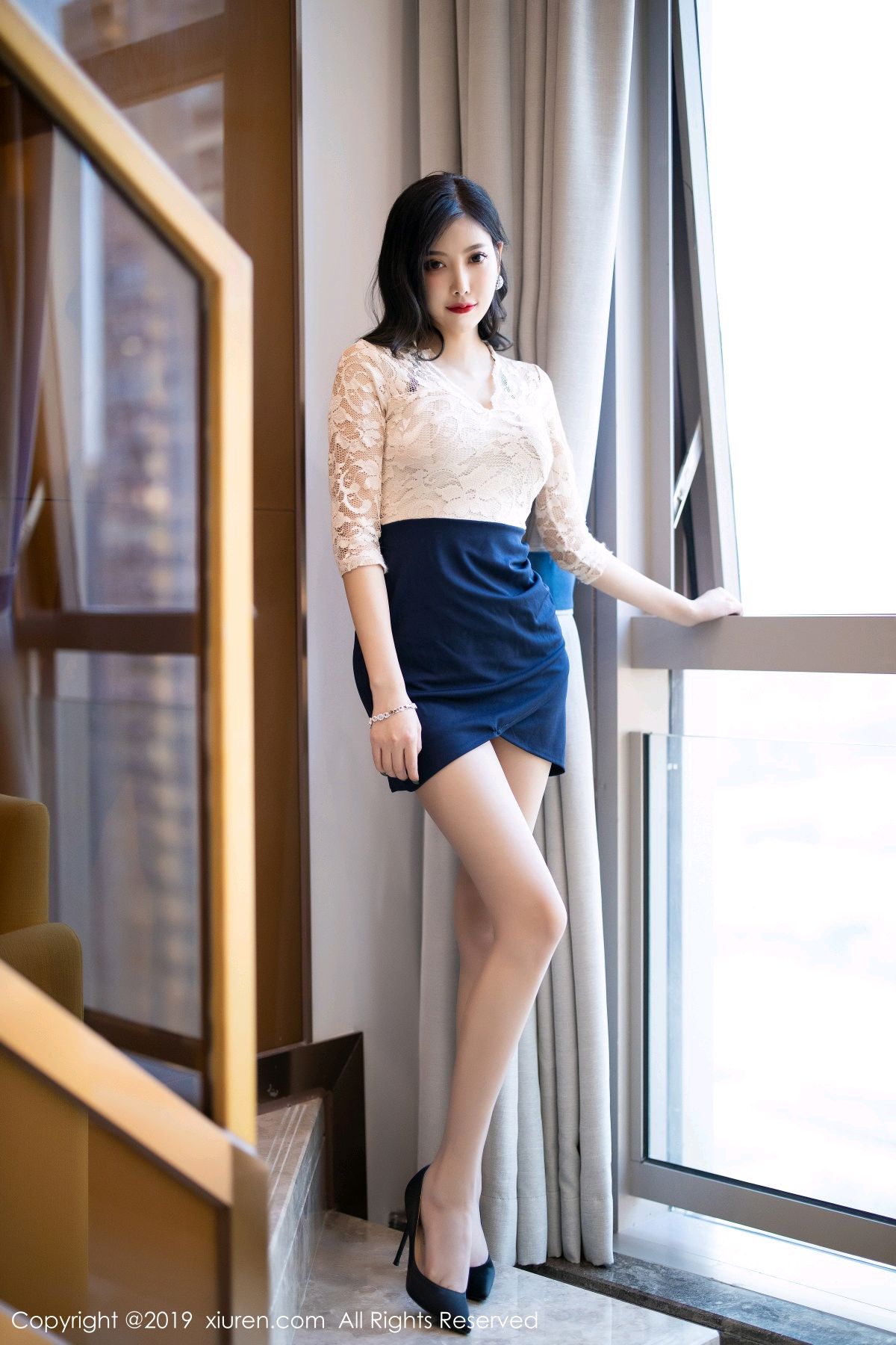 [XIUREN]高清写真图 2019.10.10 杨晨晨sugar