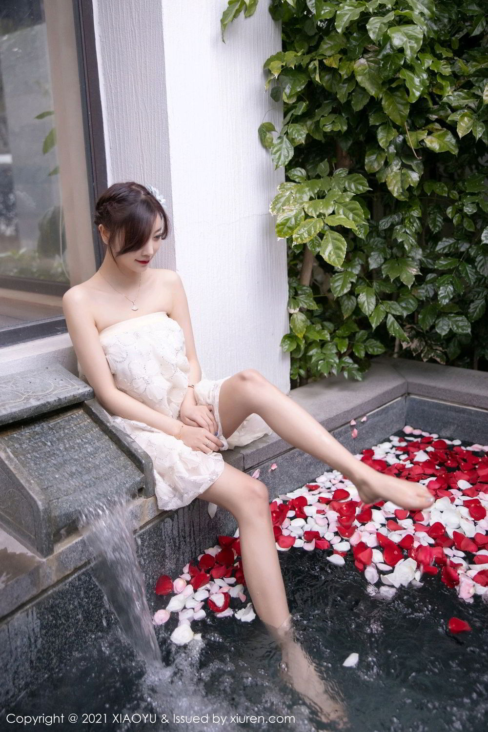 [XIAOYU]高清写真图 2021.05.14 VOL.528 杨晨晨Yome 花瓣浴