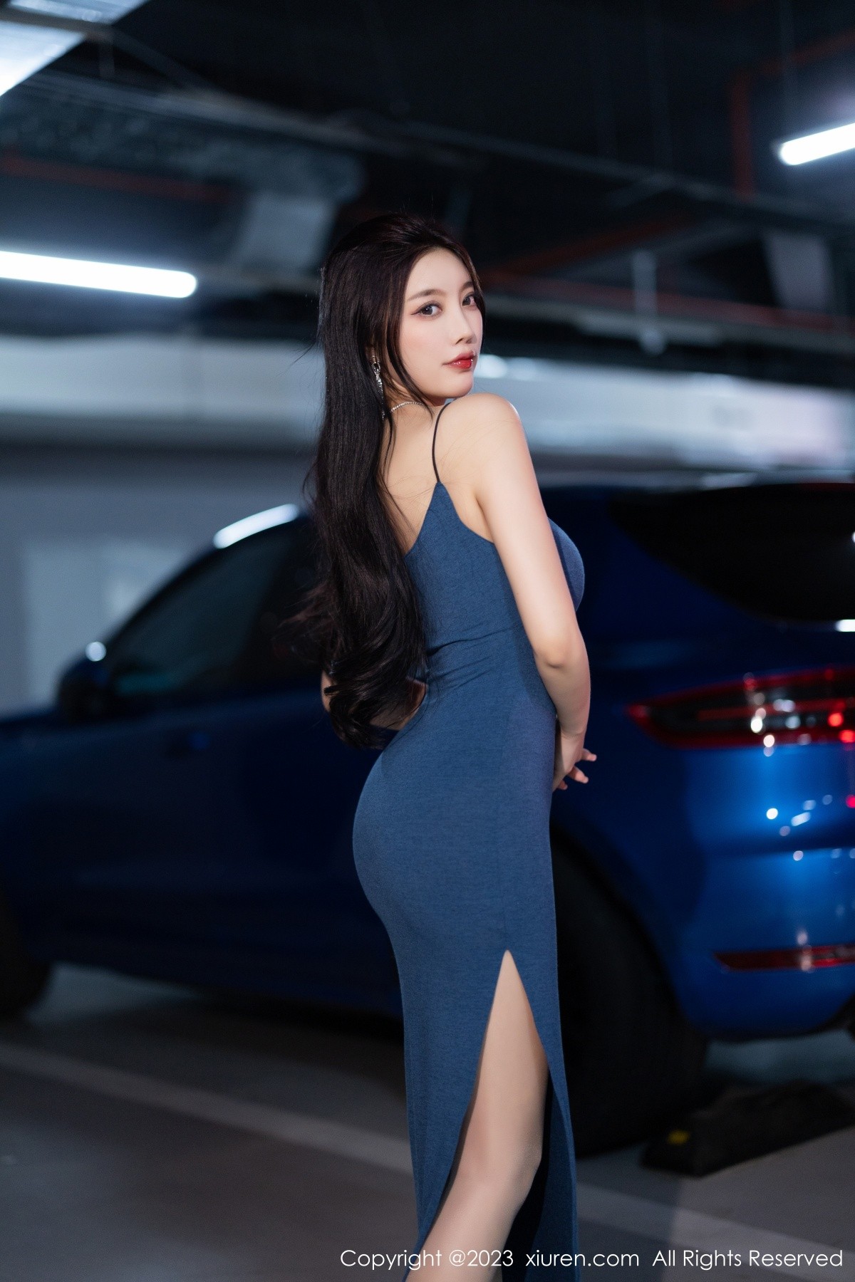 [XiuRen]高清写真图 2023.05.16 No.6747 杨晨晨Yome 长裙美臀