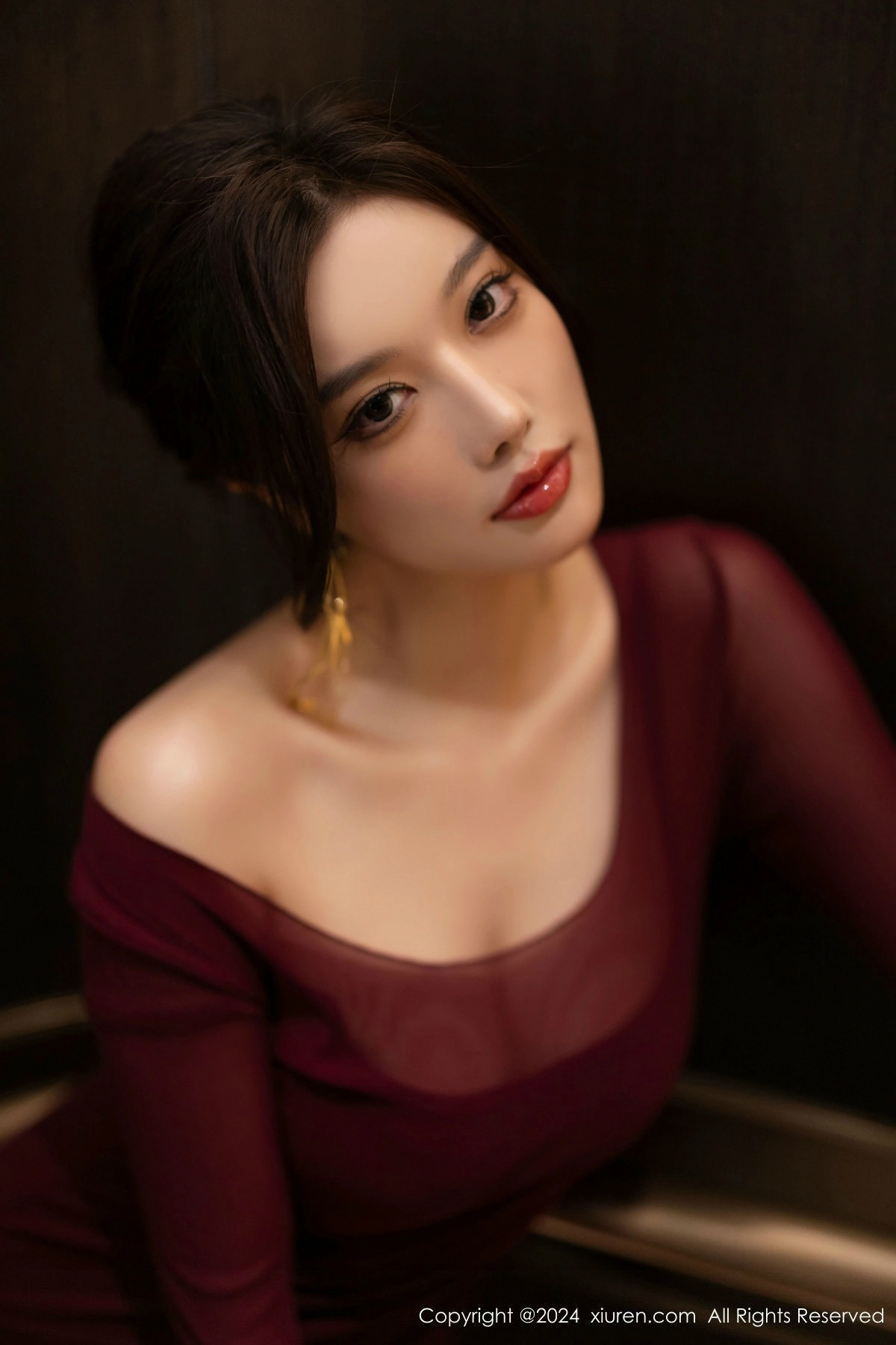 [XiuRen]高清写真图 2024.10.25 No.9348 杨晨晨Yome 丝袜美腿