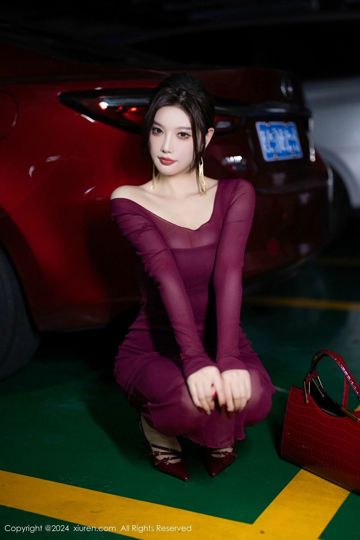 [XiuRen]高清写真图 2024.10.25 No.9348 杨晨晨Yome 丝袜美腿