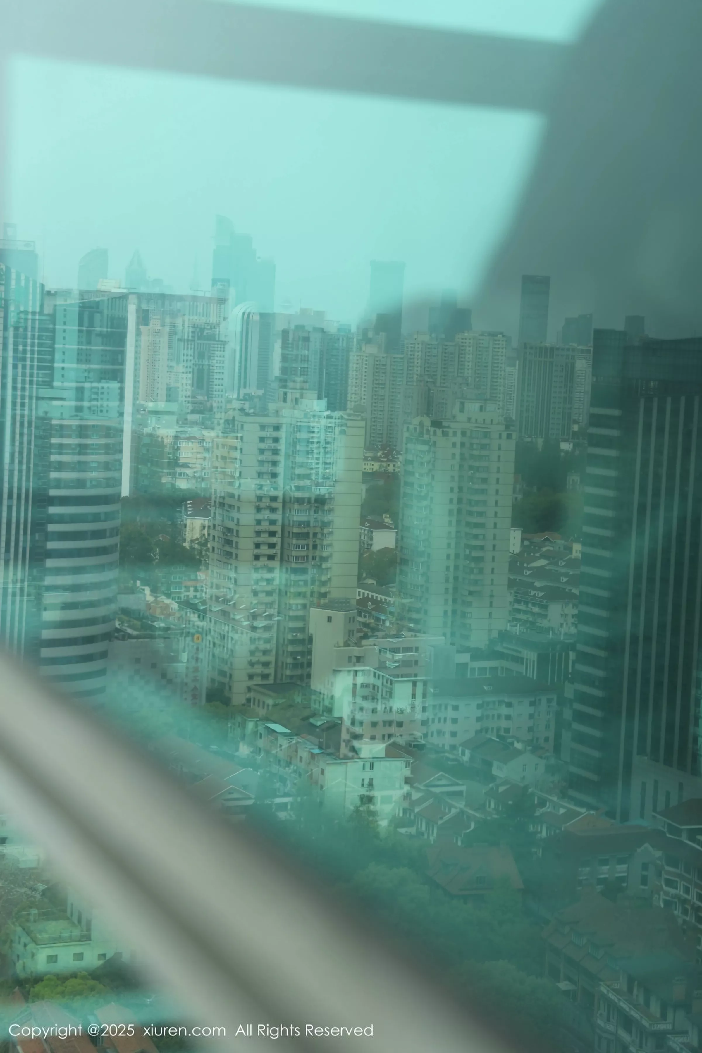 [XiuRen]高清写真图 2025.04.30 No.10226 布丁wow 肉色丝袜