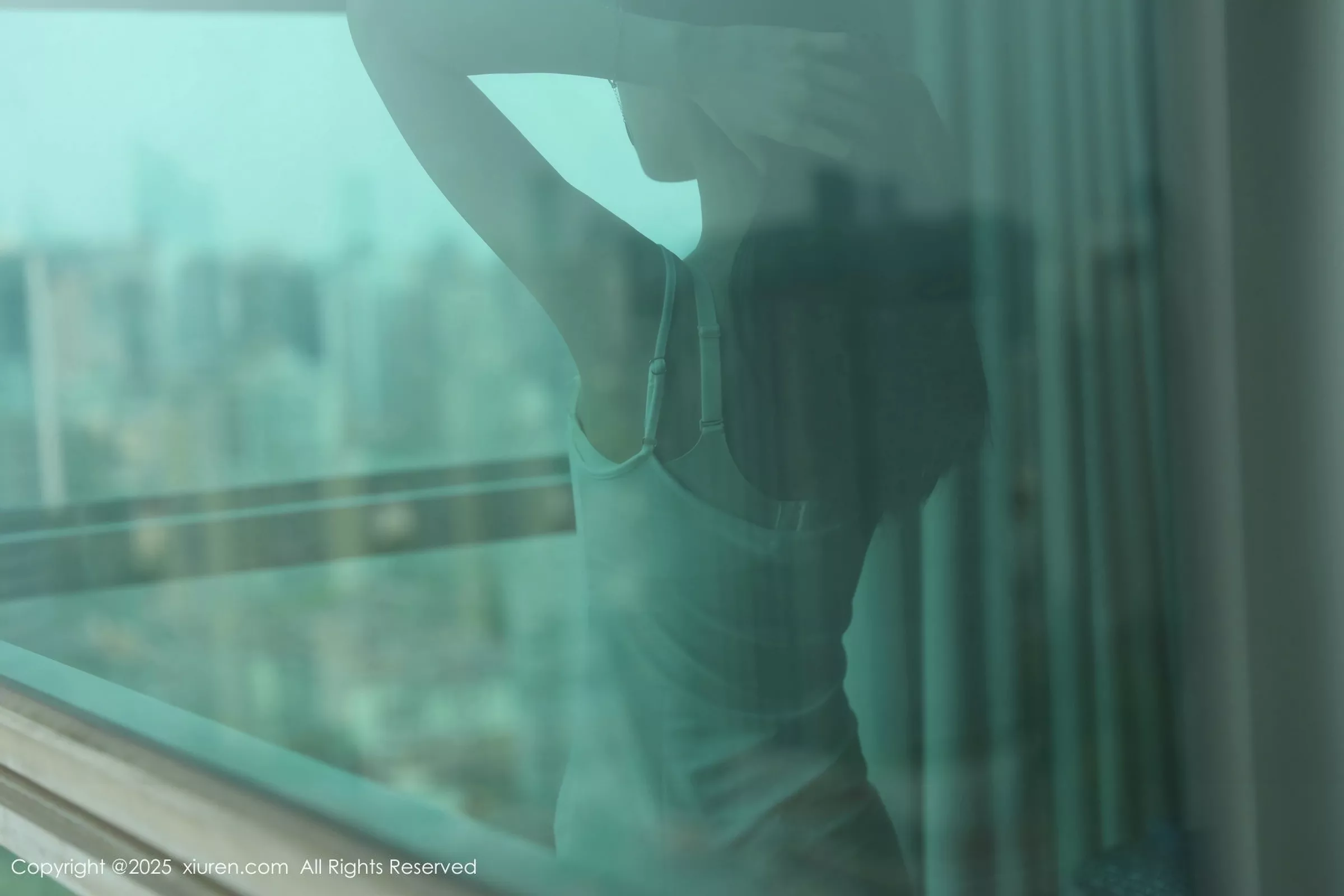 [XiuRen]高清写真图 2025.04.30 No.10226 布丁wow 肉色丝袜