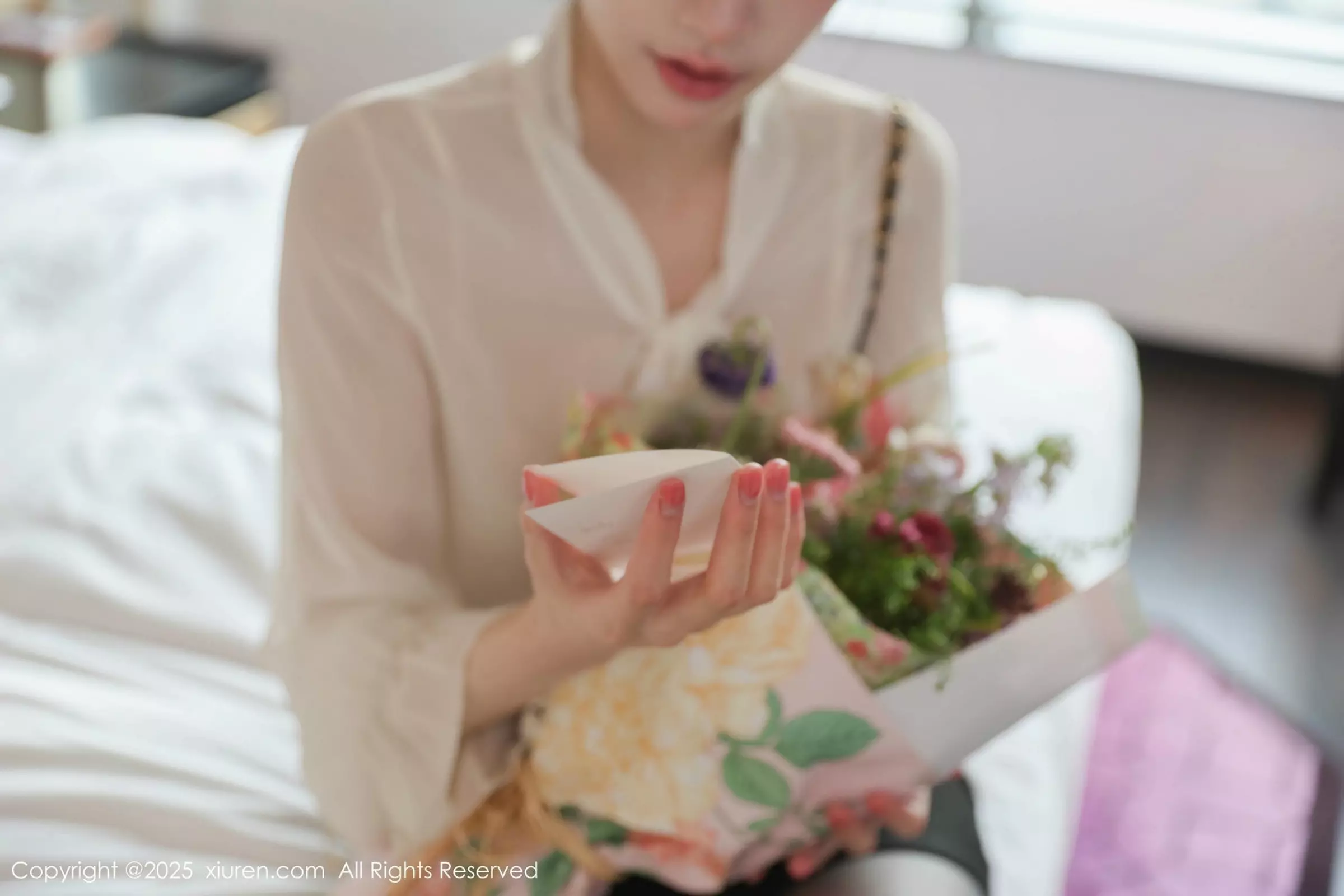 [XiuRen]高清写真图 2025.05.23 No.10319 布丁wow 魅惑黑丝