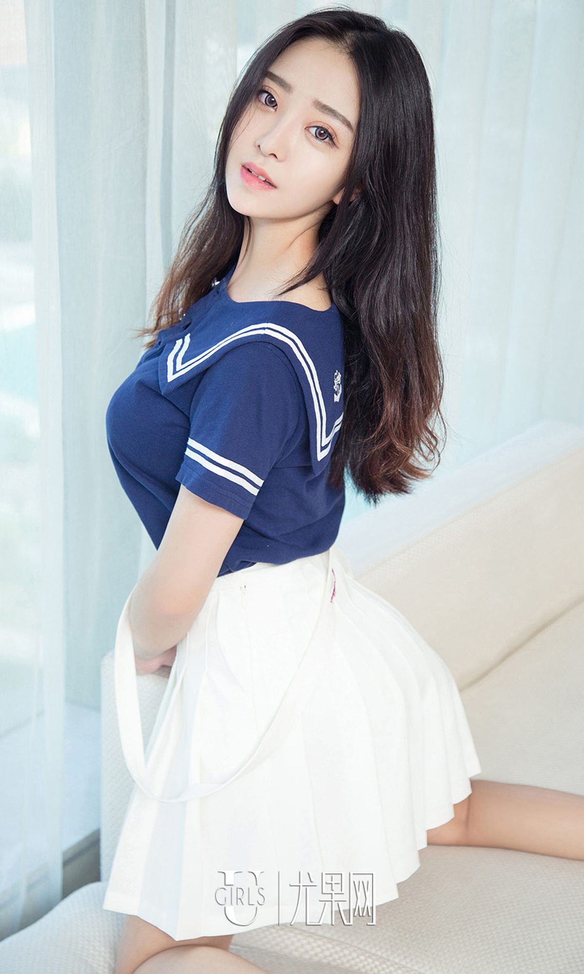 美人杨洋如沐海风 水手服与比基尼