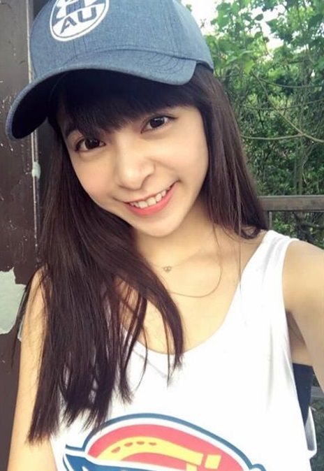 王怡之 邻家女孩俏皮空姐