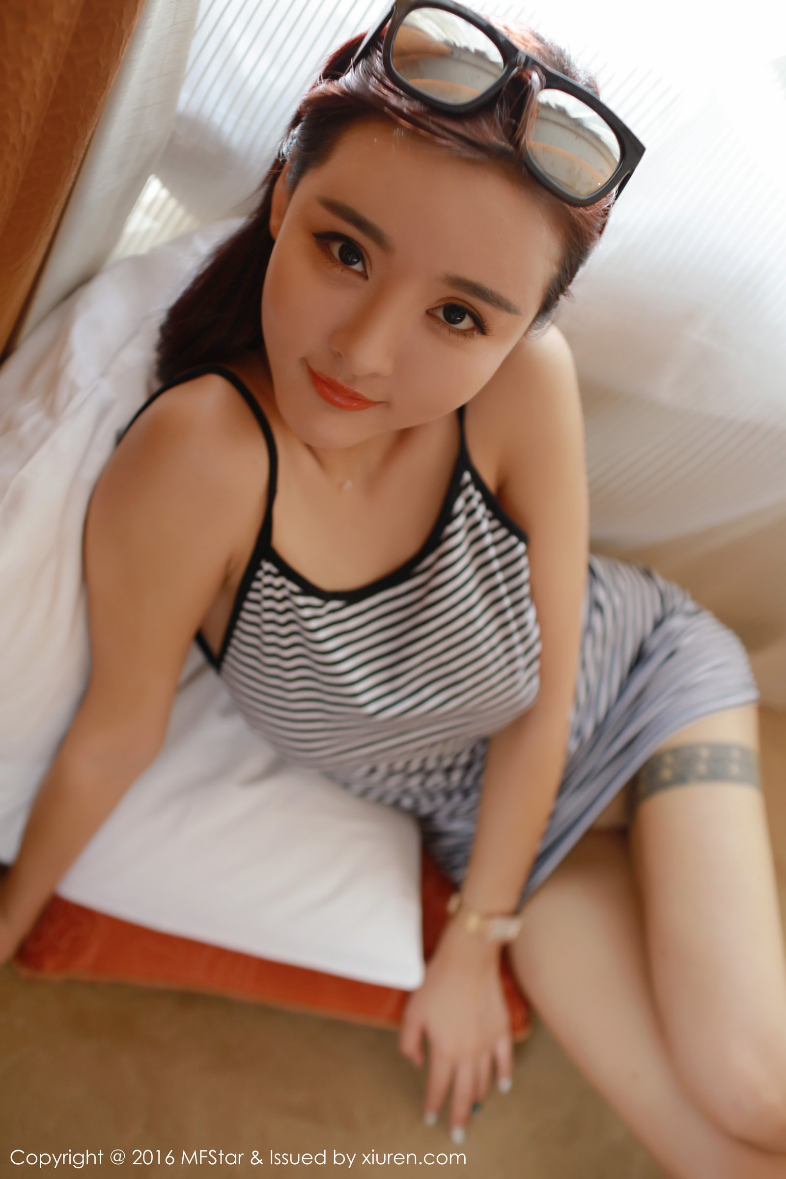 佳佳JiaJia [MFStar模范学院]高清写真图2016.07.01 VOL.060