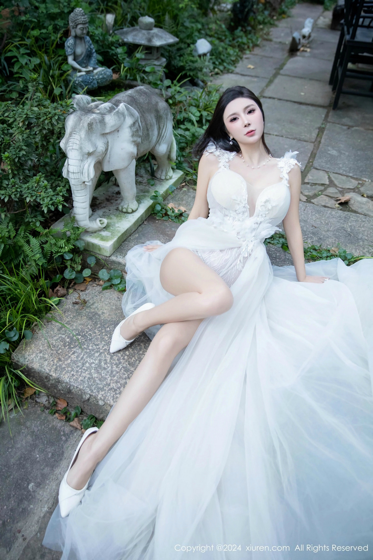 [XiuRen]高清写真图 2024.12.05 No.9550 糖糖❤ 丝袜美腿