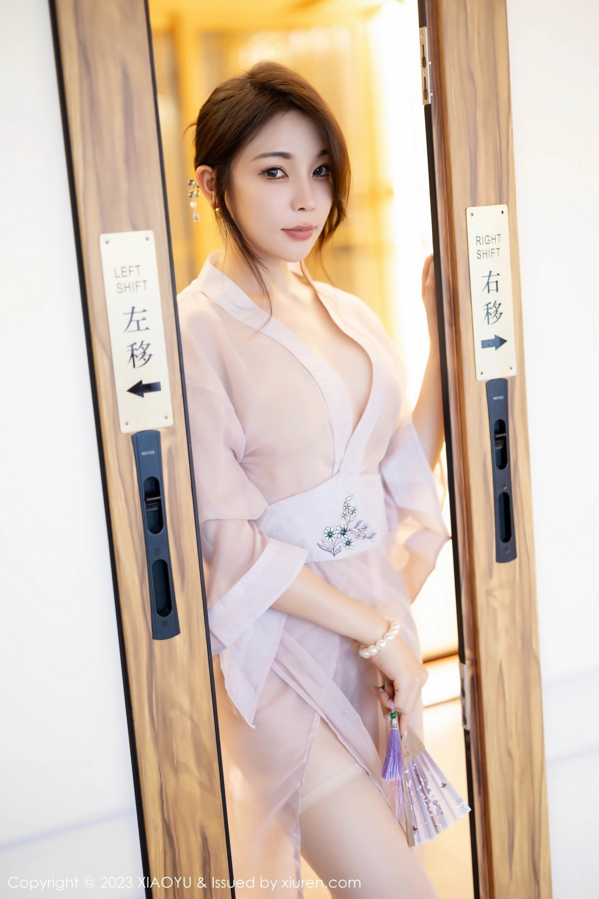 [XIAOYU]高清写真图 2023.07.24 VOL.1076 徐莉芝Booty 轻透薄纱