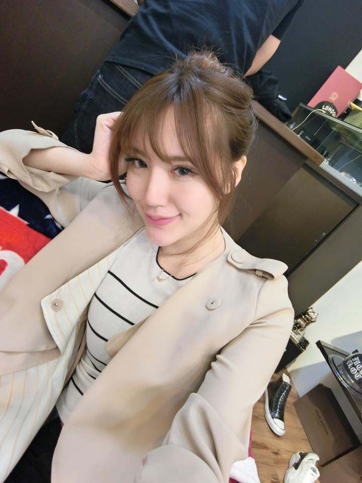 陈雪恩Lydia 白皙长腿甜美正妹车模