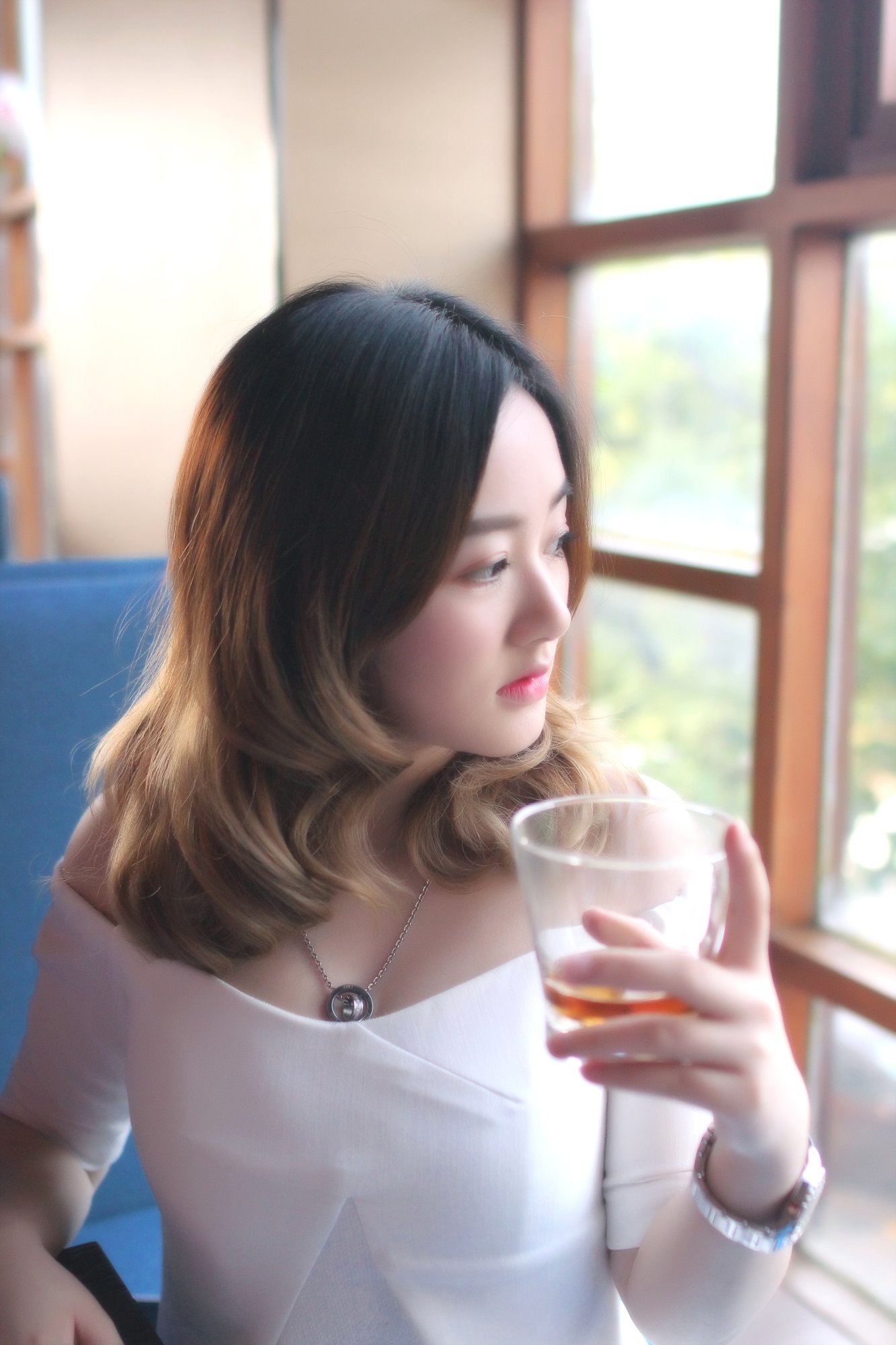 黄文婧 2016ChinaJoy电魂展台SG