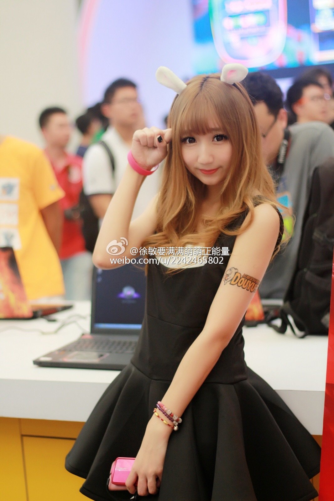 徐小敏 2016ChinaJoy中国移动咪咕游戏展台SG