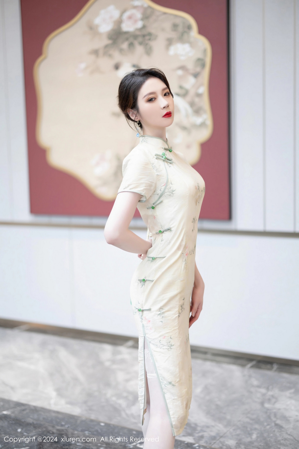 [XiuRen]高清写真图 2024.05.07 No.8497 梦心玥 丝袜美腿