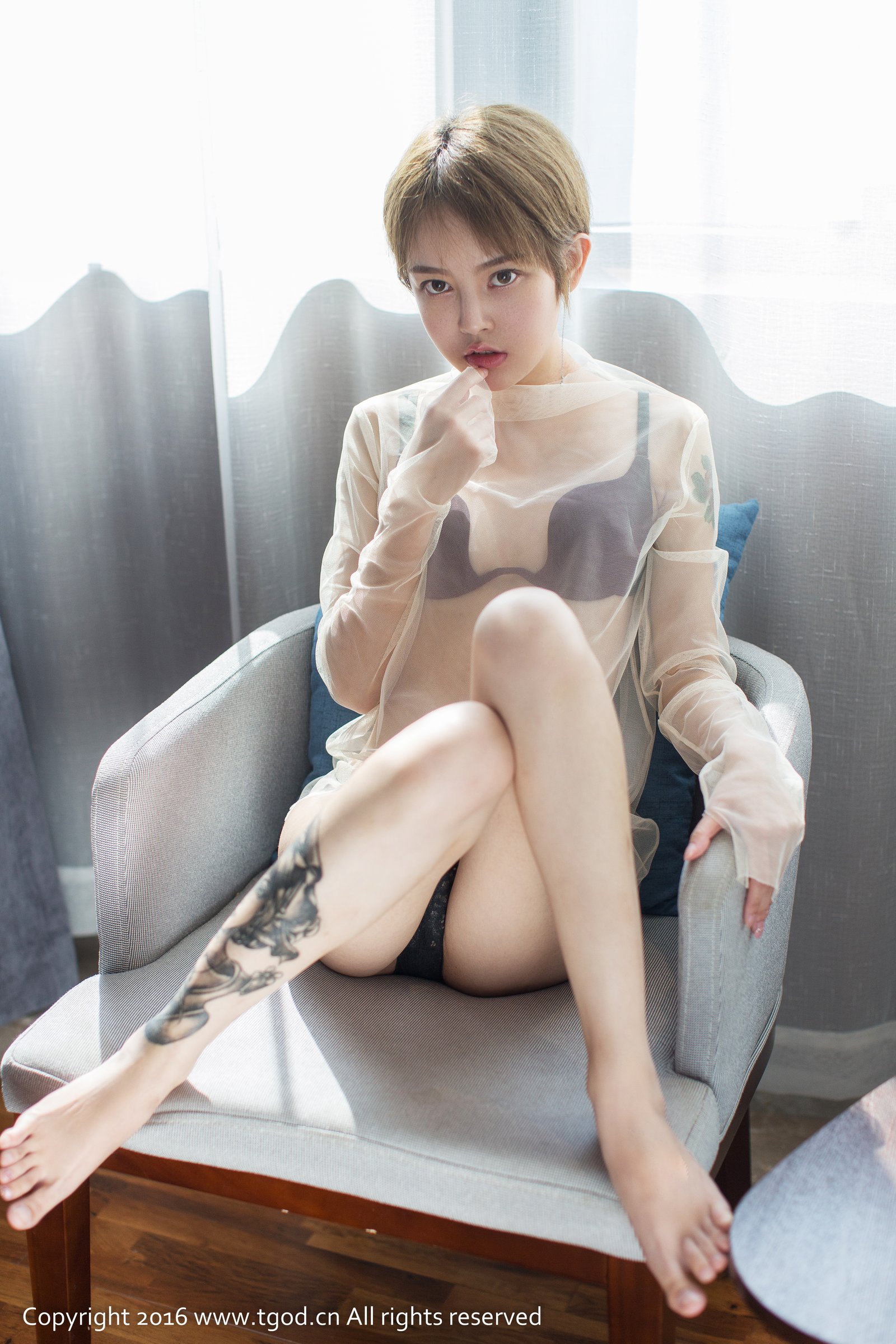 lynne黎茉 [TGOD推女神]高清写真图家居意境写真图