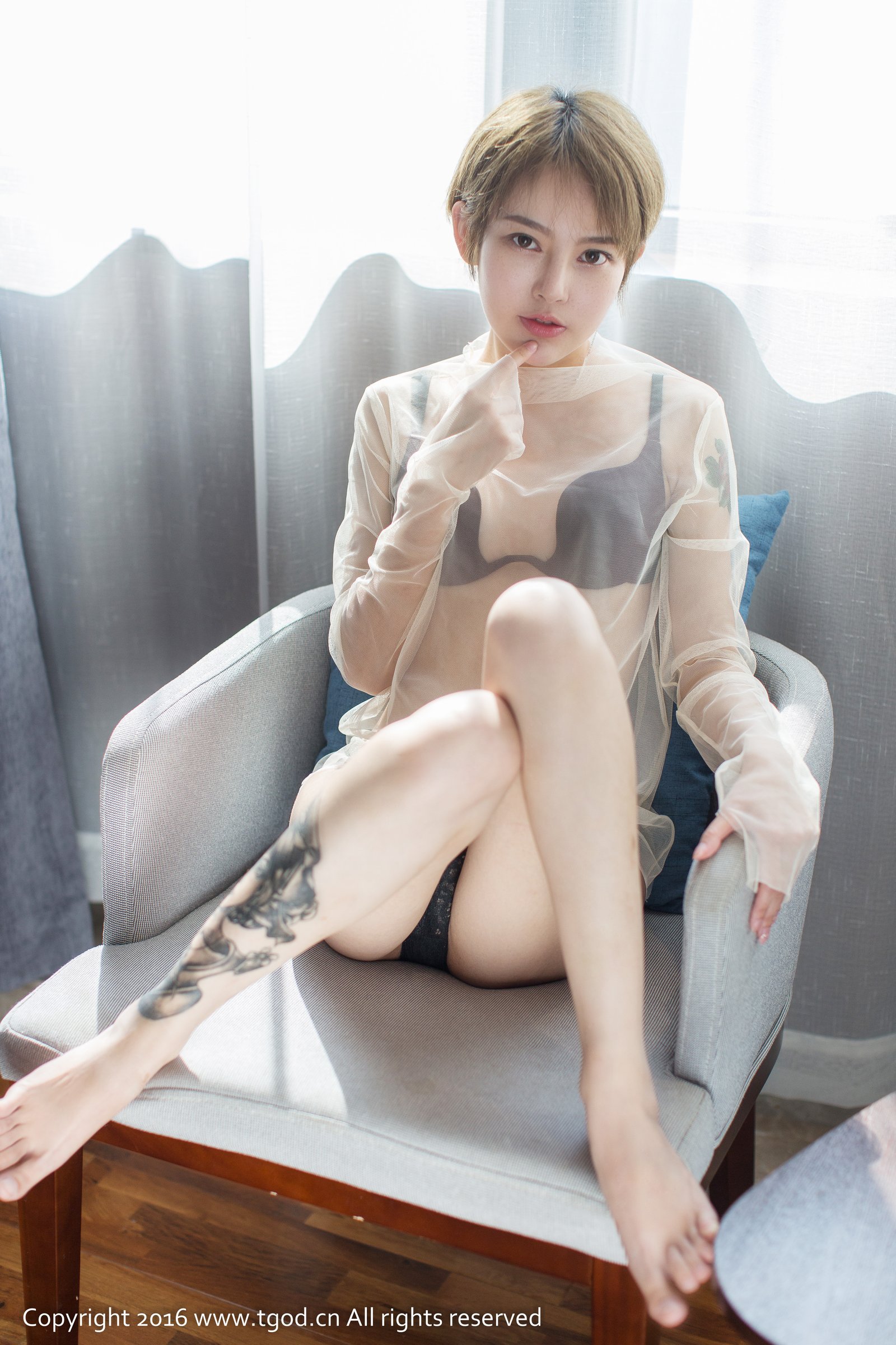lynne黎茉 [TGOD推女神]高清写真图家居意境写真图
