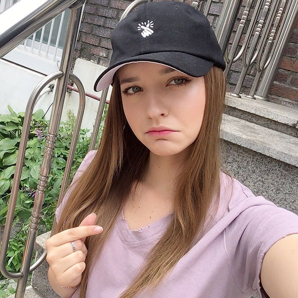 Angelina Danilova 俄罗多姿的可爱美女