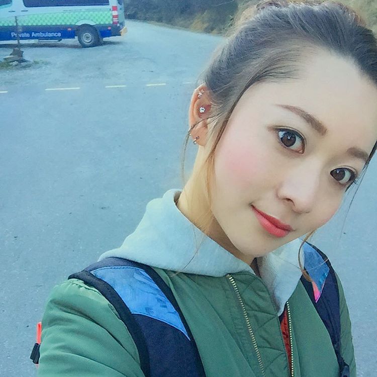 岩垂かれん 日本美女职业滑雪选手