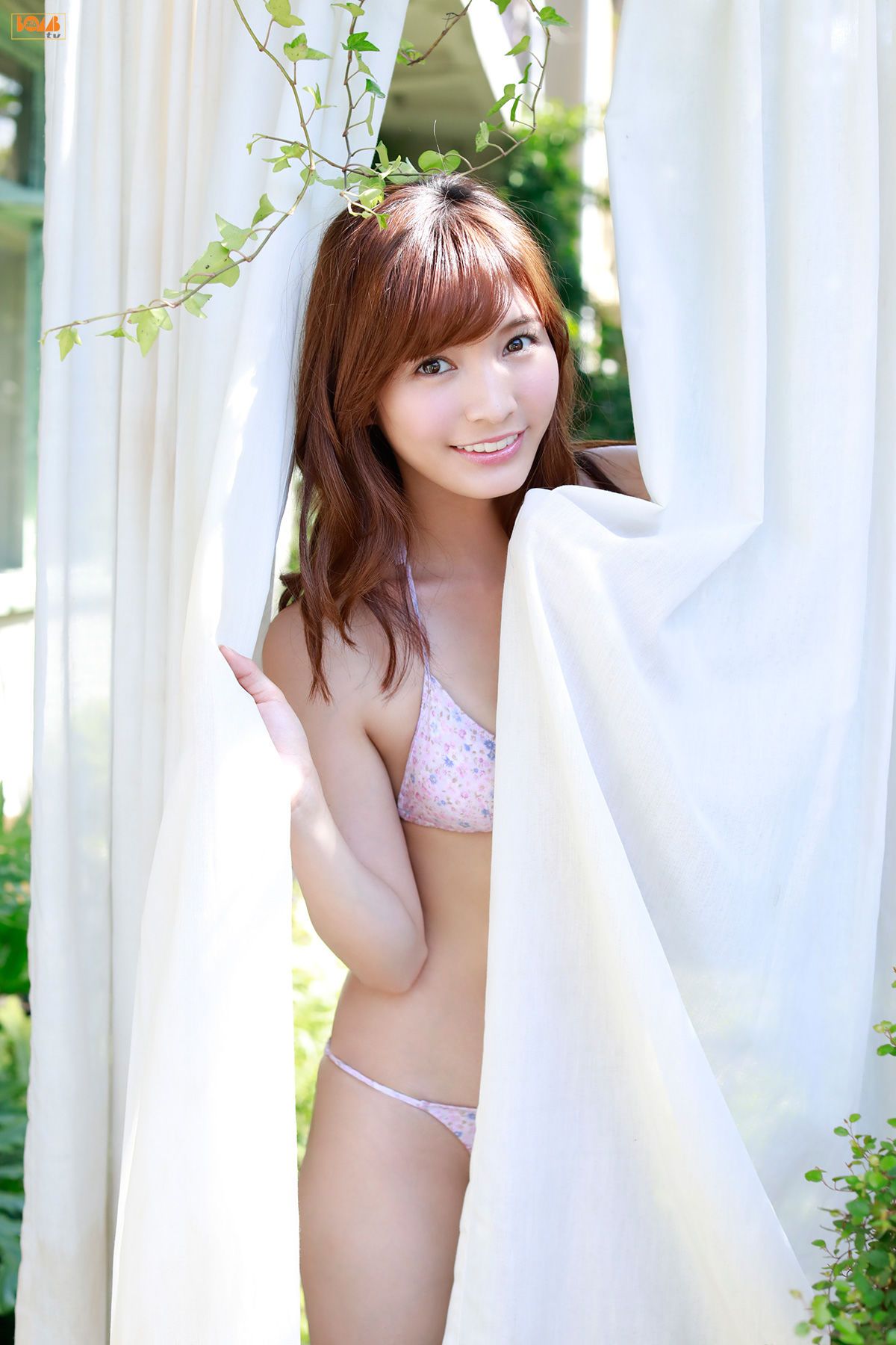 摺河洸- [Bomb.tv]高清写真图 2017年10月号 GRAVURE Channel
