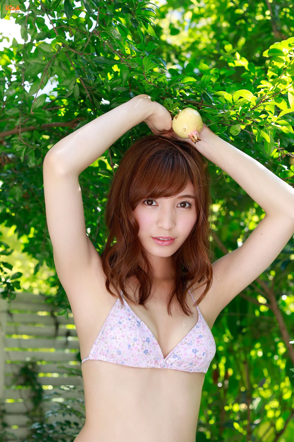 摺河洸- [Bomb.tv]高清写真图 2017年10月号 GRAVURE Channel