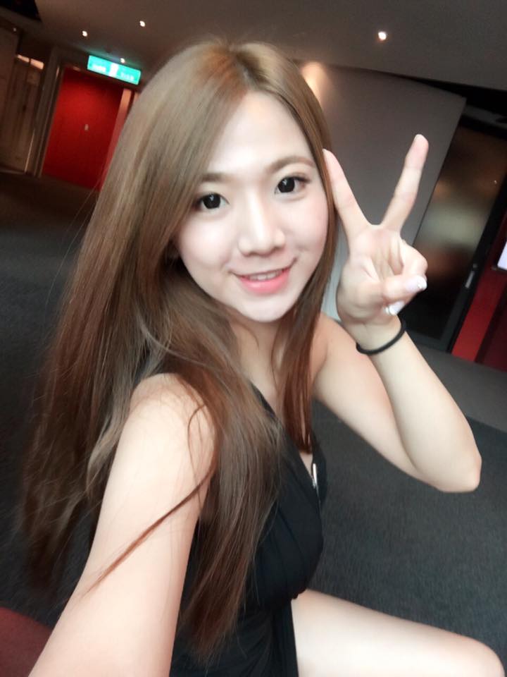 Jasmine茉莉- E杯啤酒促销正妹私房照
