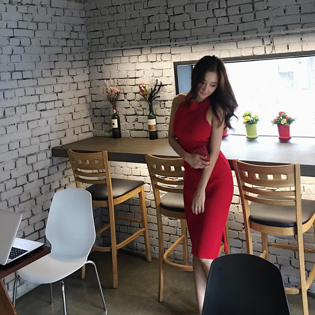 MINNNNNNN- 南韩极品网模性感美照