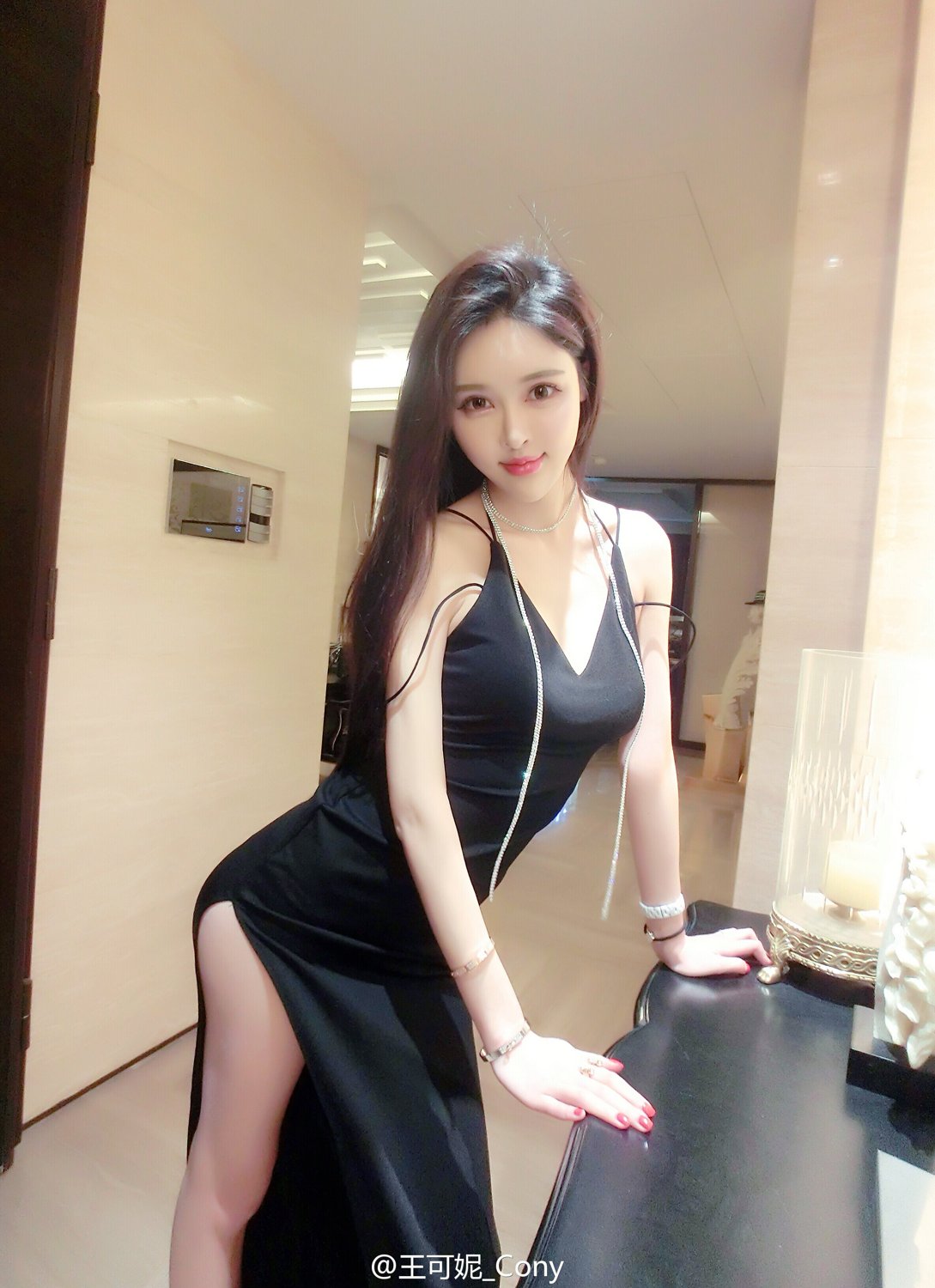 王可妮Cony- 微博美女私房照