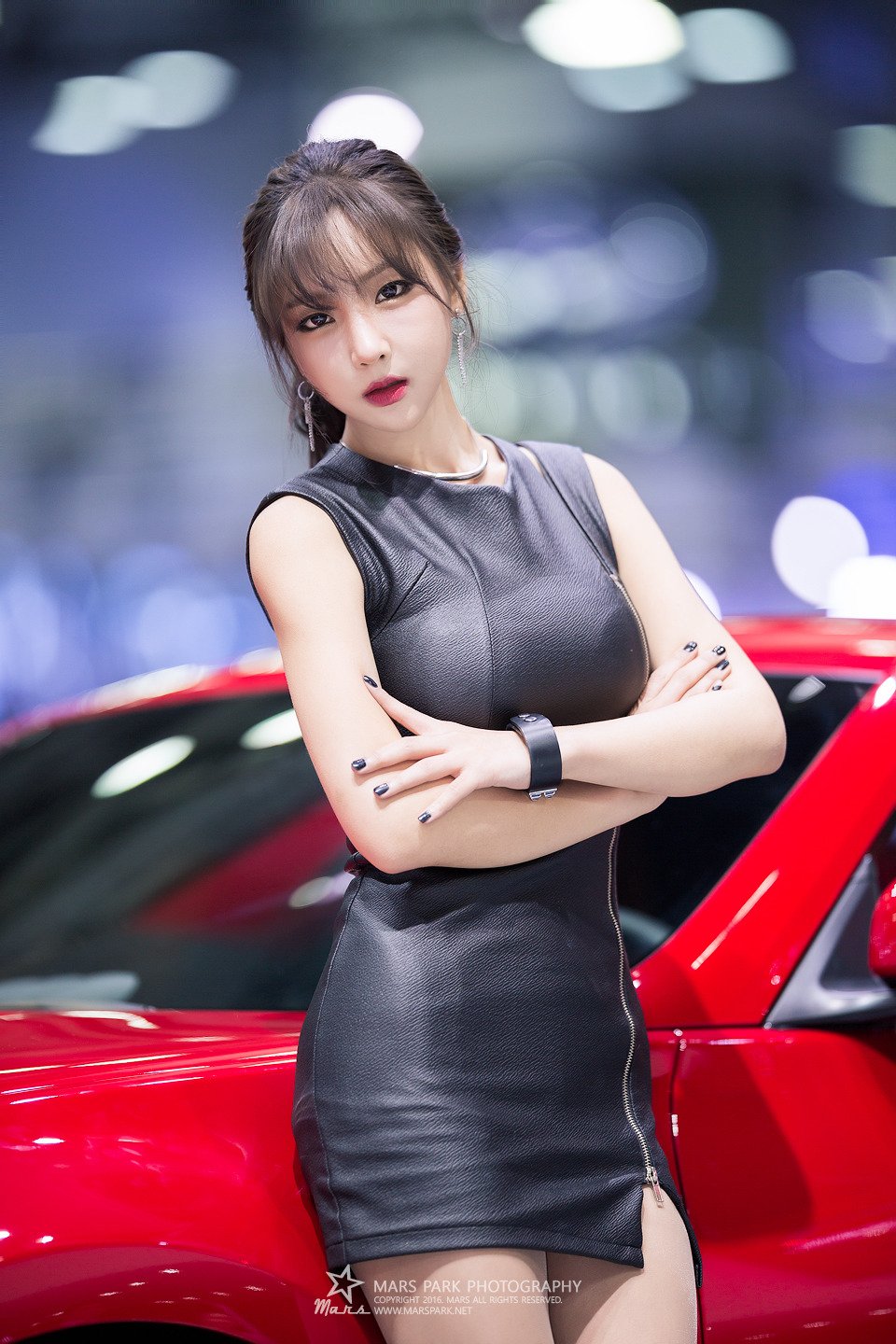 韩国美女Kim Mina 眼角美人痣倍撩人