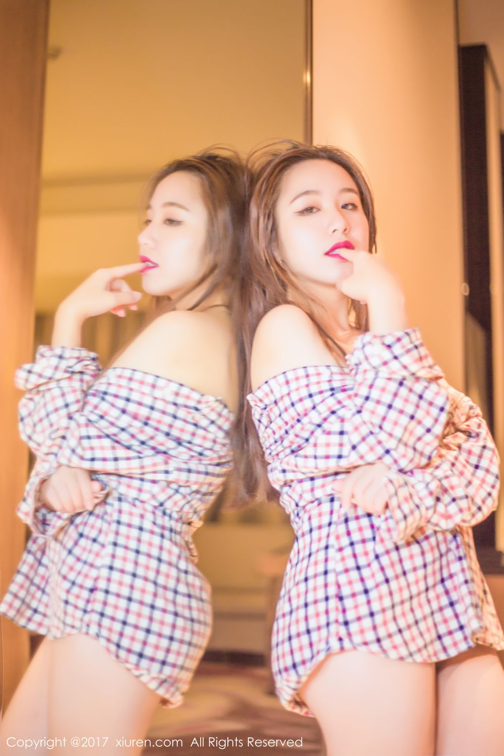 吃白菜的vi菜菜 浴室唯美系写真