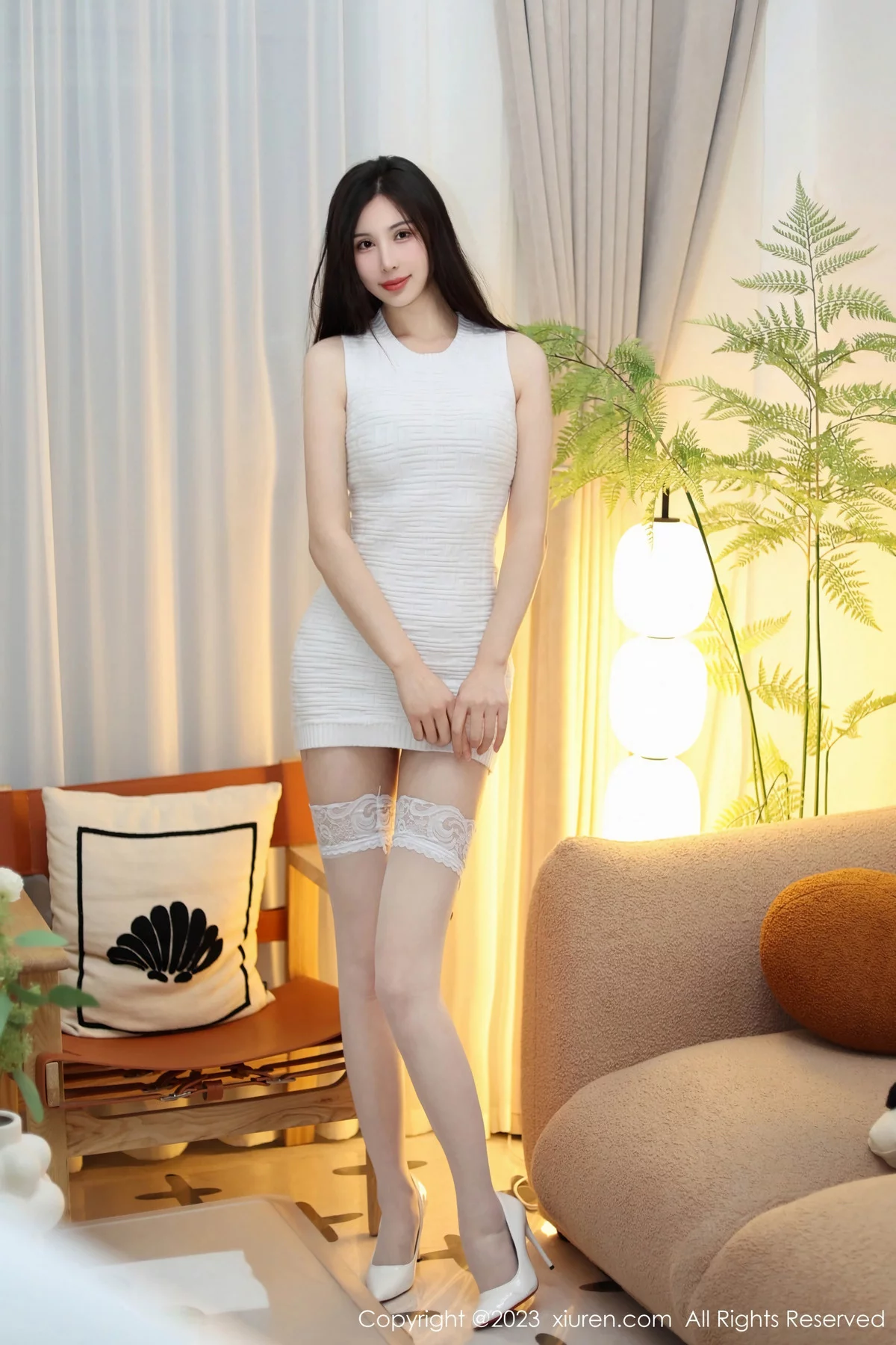 [XiuRen]高清写真图 2023.12.28 No.7880 曼柔 丝袜美腿