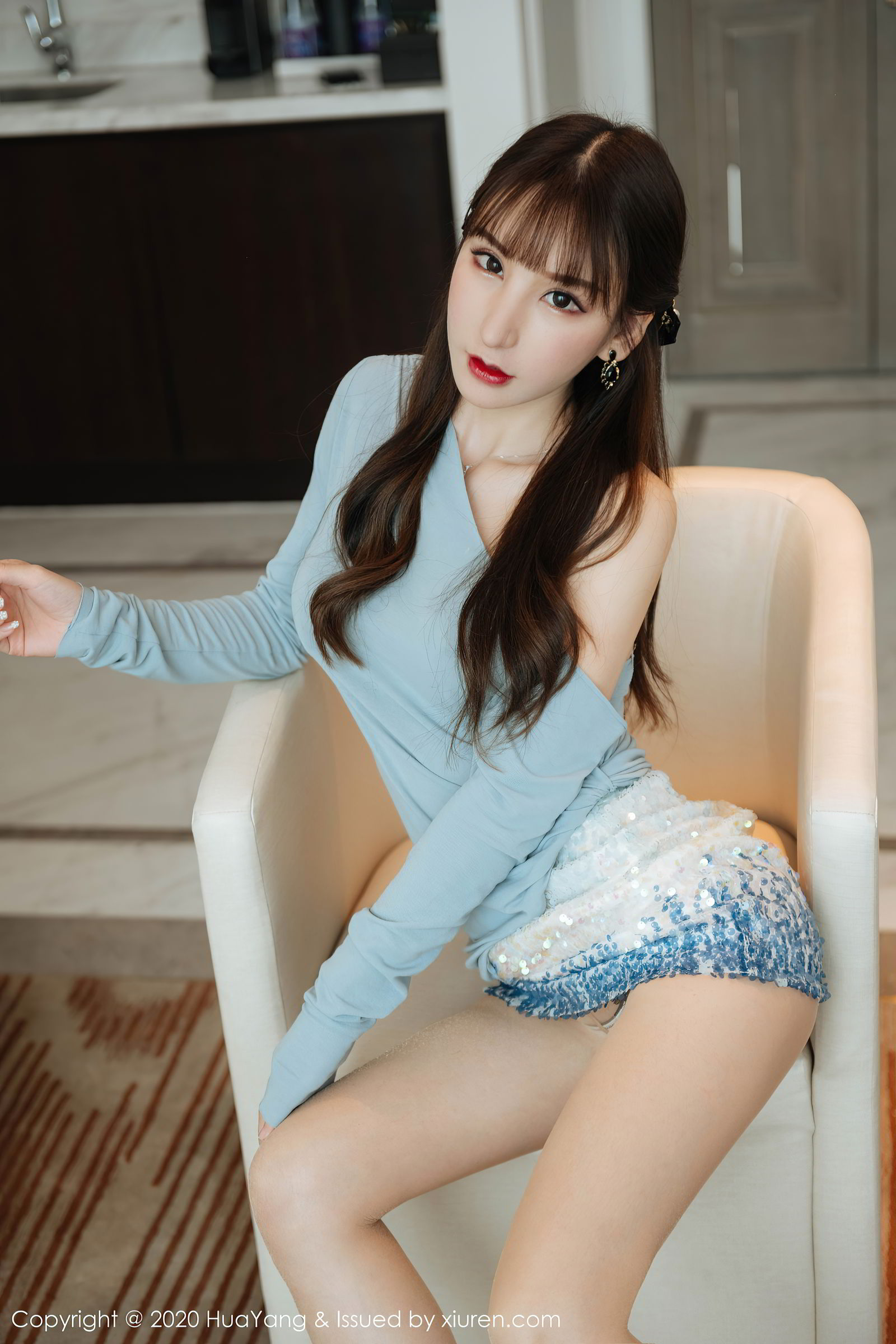 [HuaYang]高清写真图 2020.11.20 VOL.325 周于希Sandy