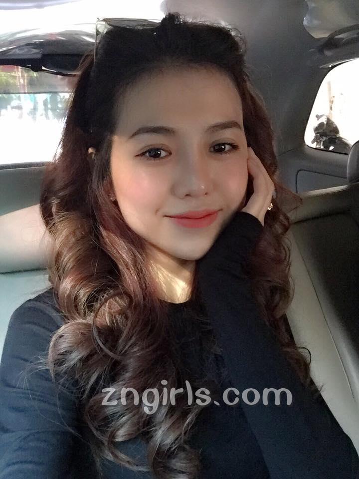 Nghi Nghi，越南也有这么养眼的御姐