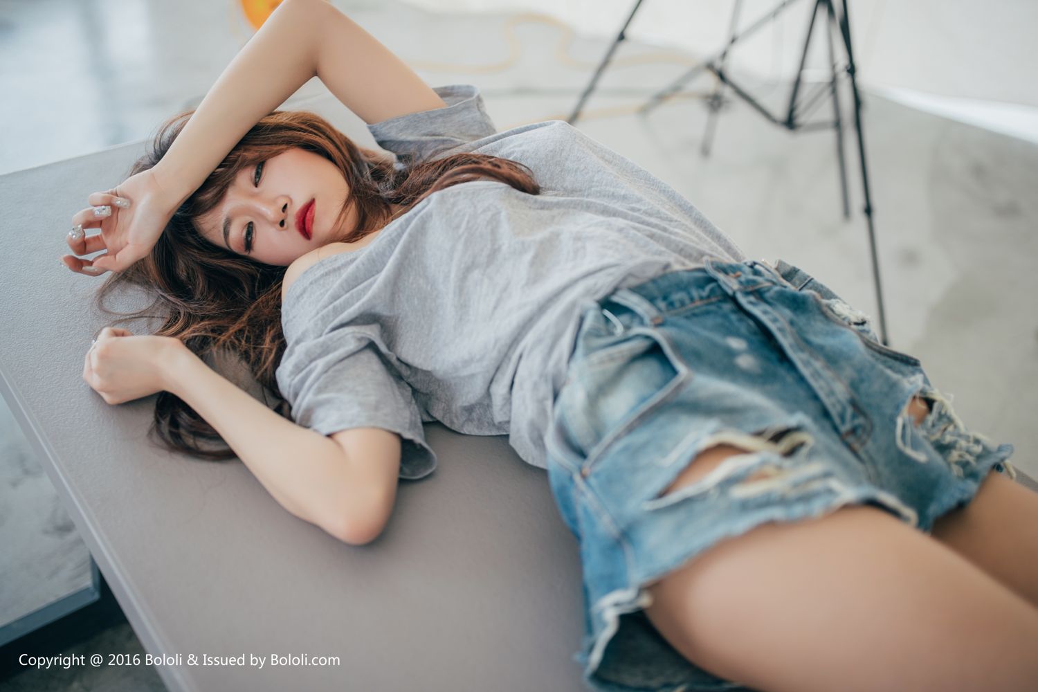 kbora- [BoLoli波萝社新刊]高清写真图 BOL.057 韩范性感