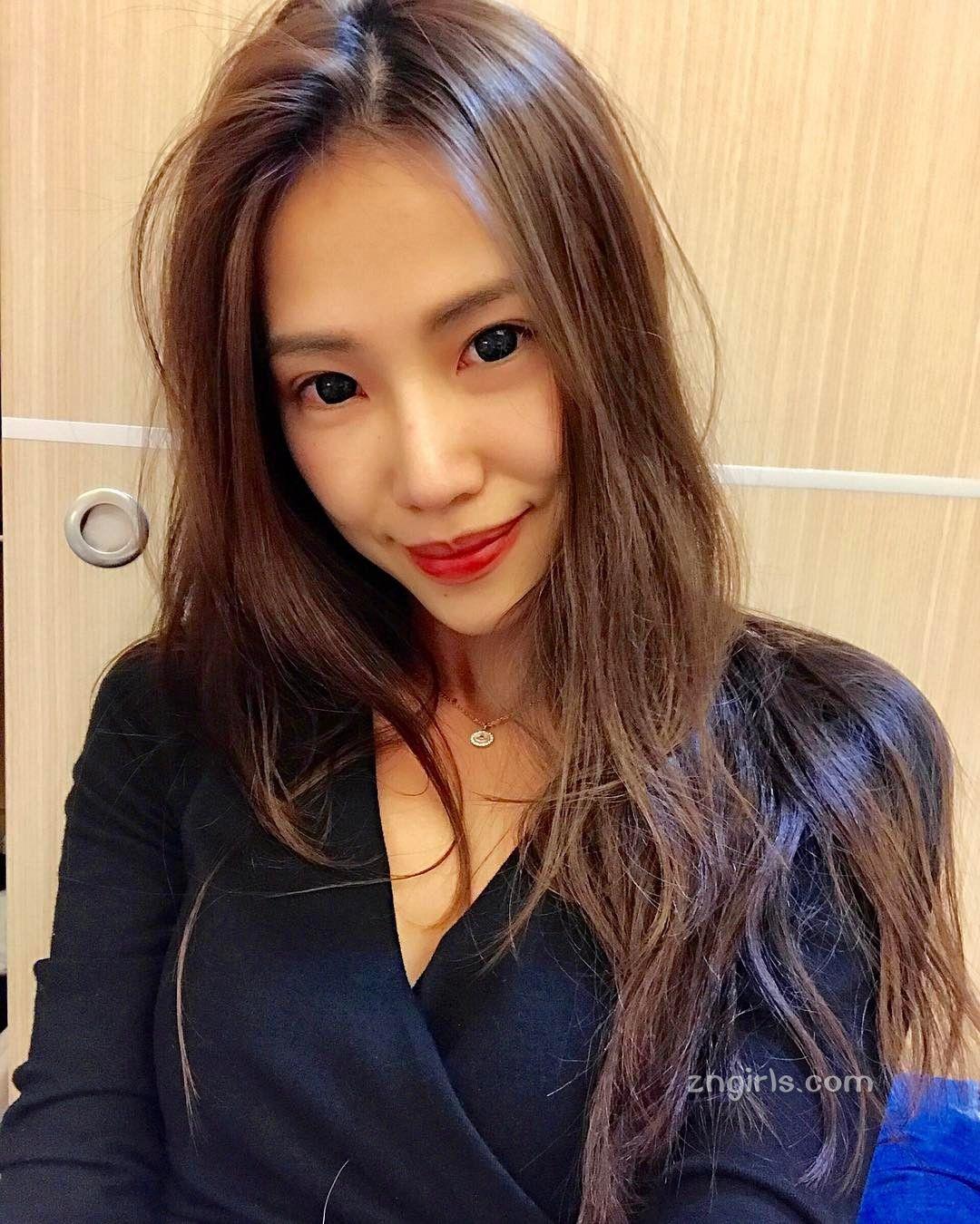 17平台女主播黛熙Daisy 爱猫女生的日常私房照