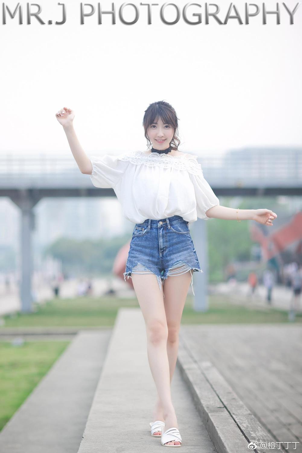 橙丁丁丁- CJ2017世纪天成showgirl