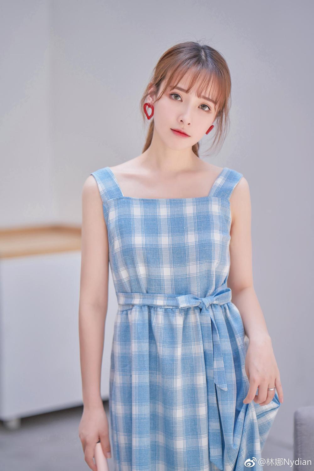 林娜Nydian- 2017CJ showgirl的微博私房照