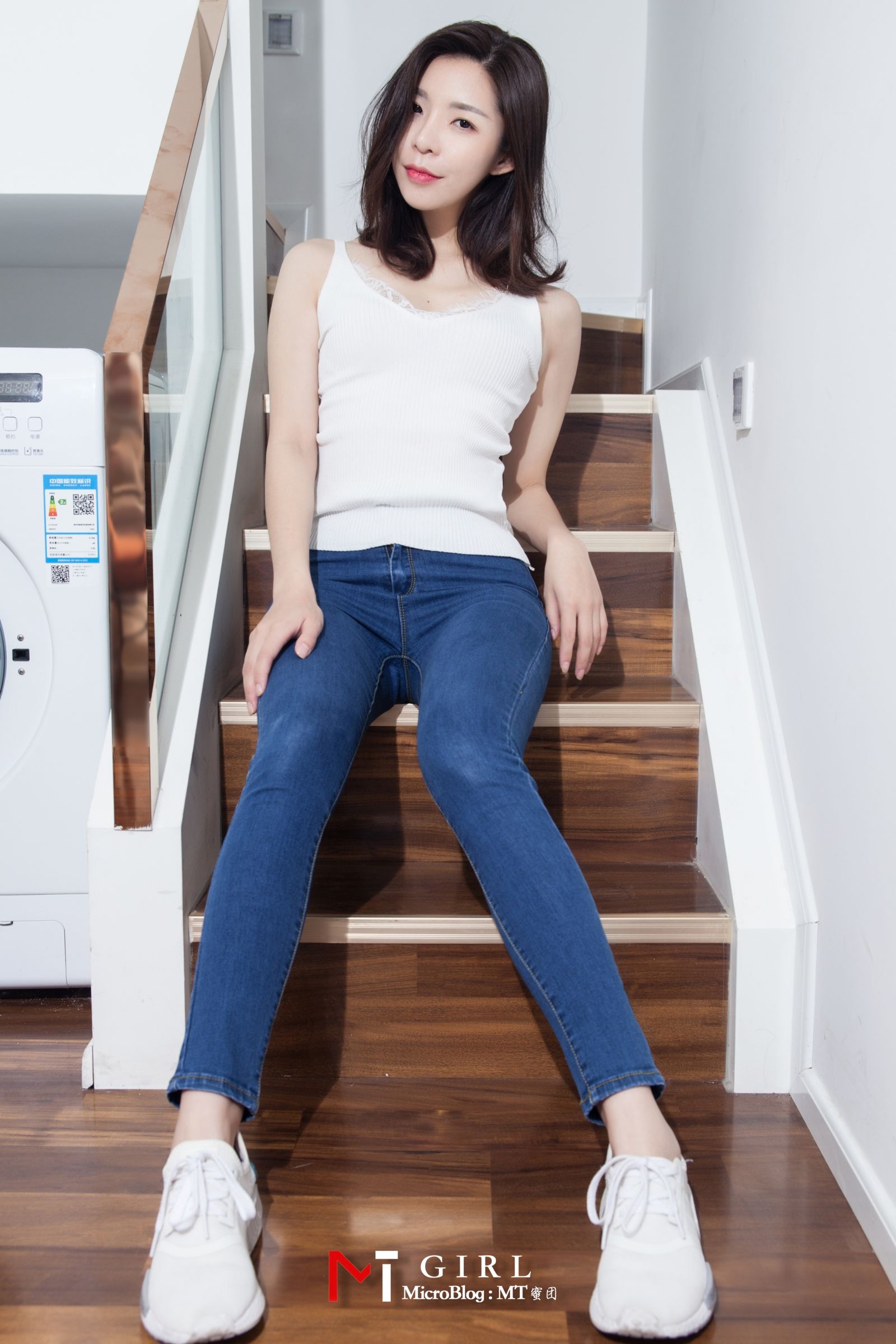那依辰- [MTgirl蜜团女孩]高清写真图 NO.003 家居