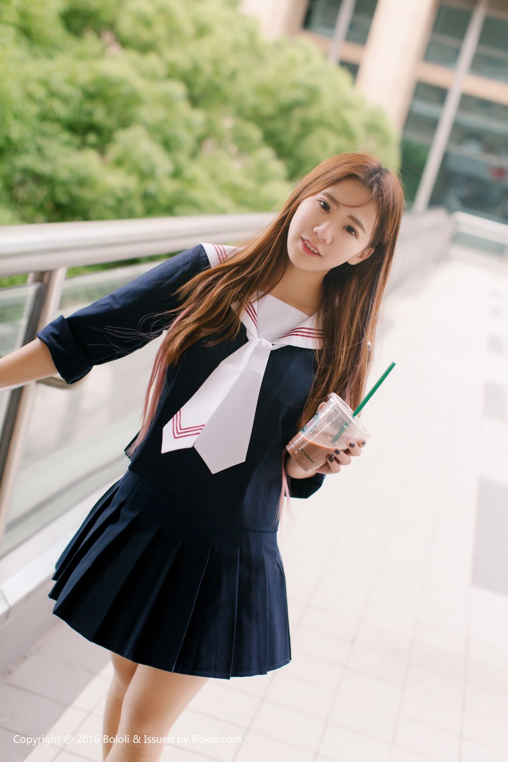 董晨莉- [Kimoe激萌文化]高清写真图 KIM.024 游乐园美少女
