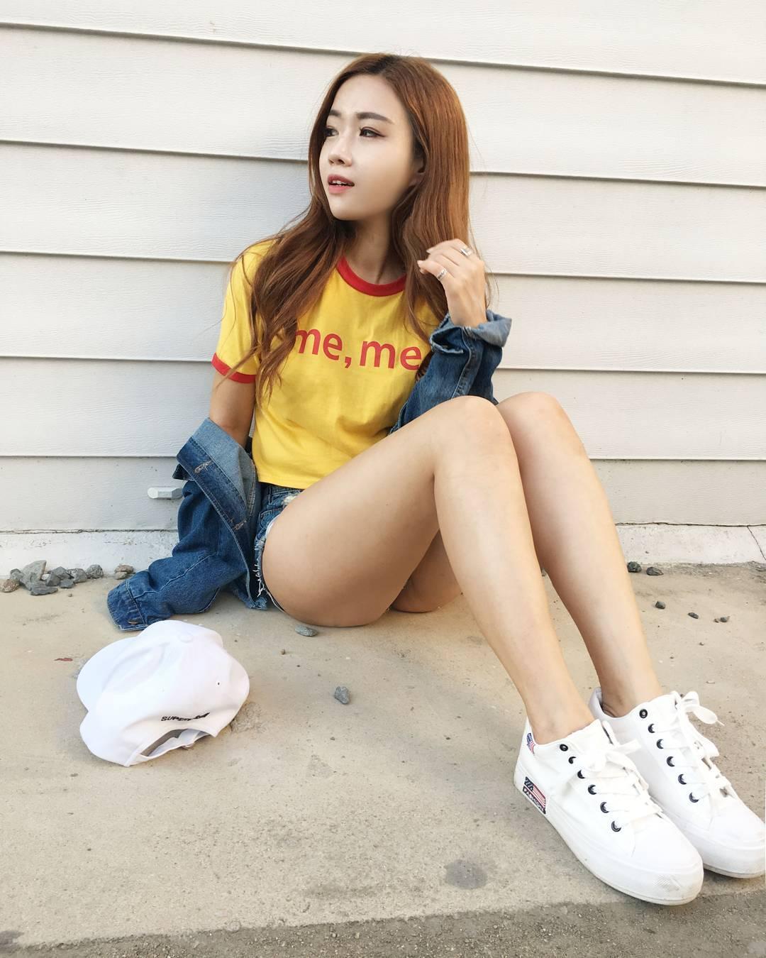 韩国正妹Jin Jin 紧身运动服性感火爆
