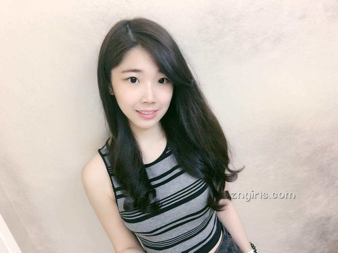 台湾女主播廖子萱 舞蹈系软妹身材好